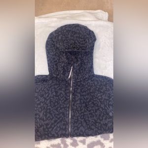 Lululemon full zip scuba leopard